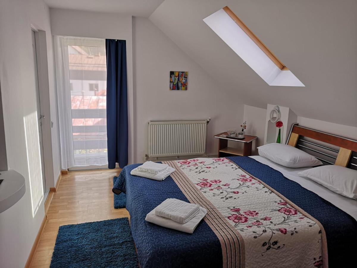 Miraj Hotell Azuga Eksteriør bilde
